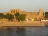 Mo Kom Ombo1